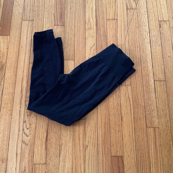 Fabletics - Picture 3 of 17